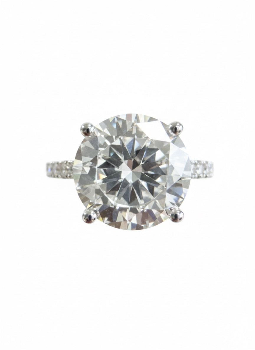 The Round Solitaire Engagement Ring - 2.20ct
