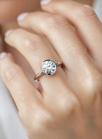 טבעת אירוסין סוליטר עם מסגרת עגולה - 2.00 קרט