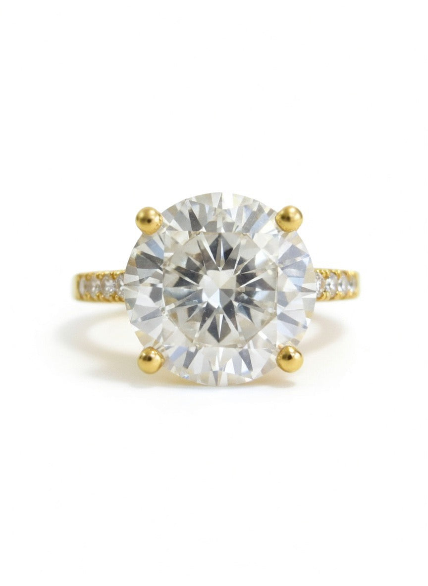 The Round Solitaire Engagement Ring - 2.20ct