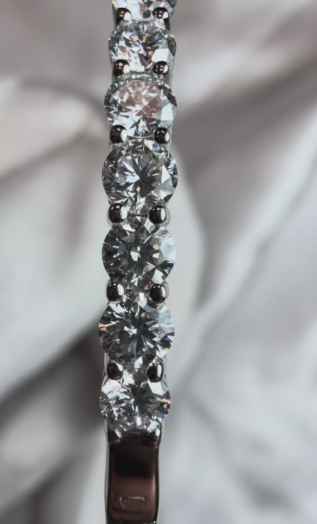 Round Diamond Bangle - 3.00ct