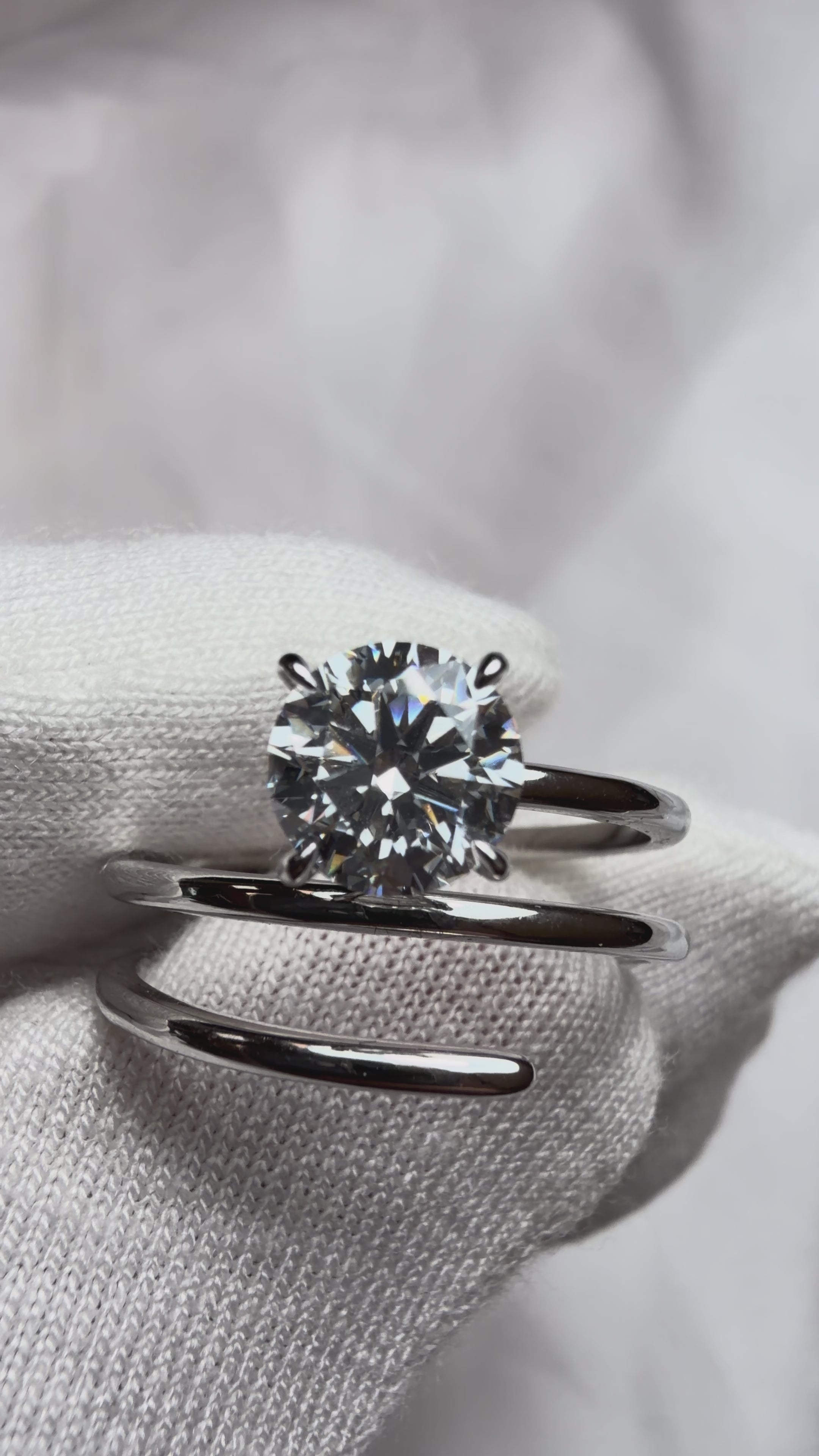 Spiral Round Diamond Ring - 1.00ct